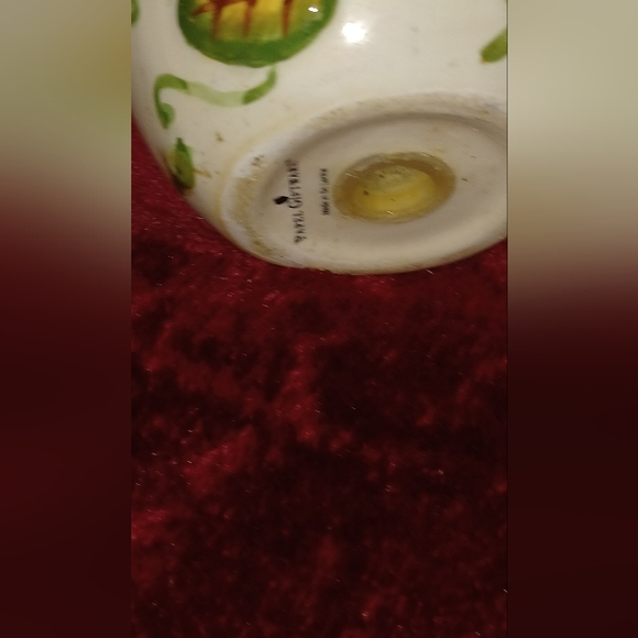 Leafy Ceramic Home Accent Pair - Picture 2 of 3